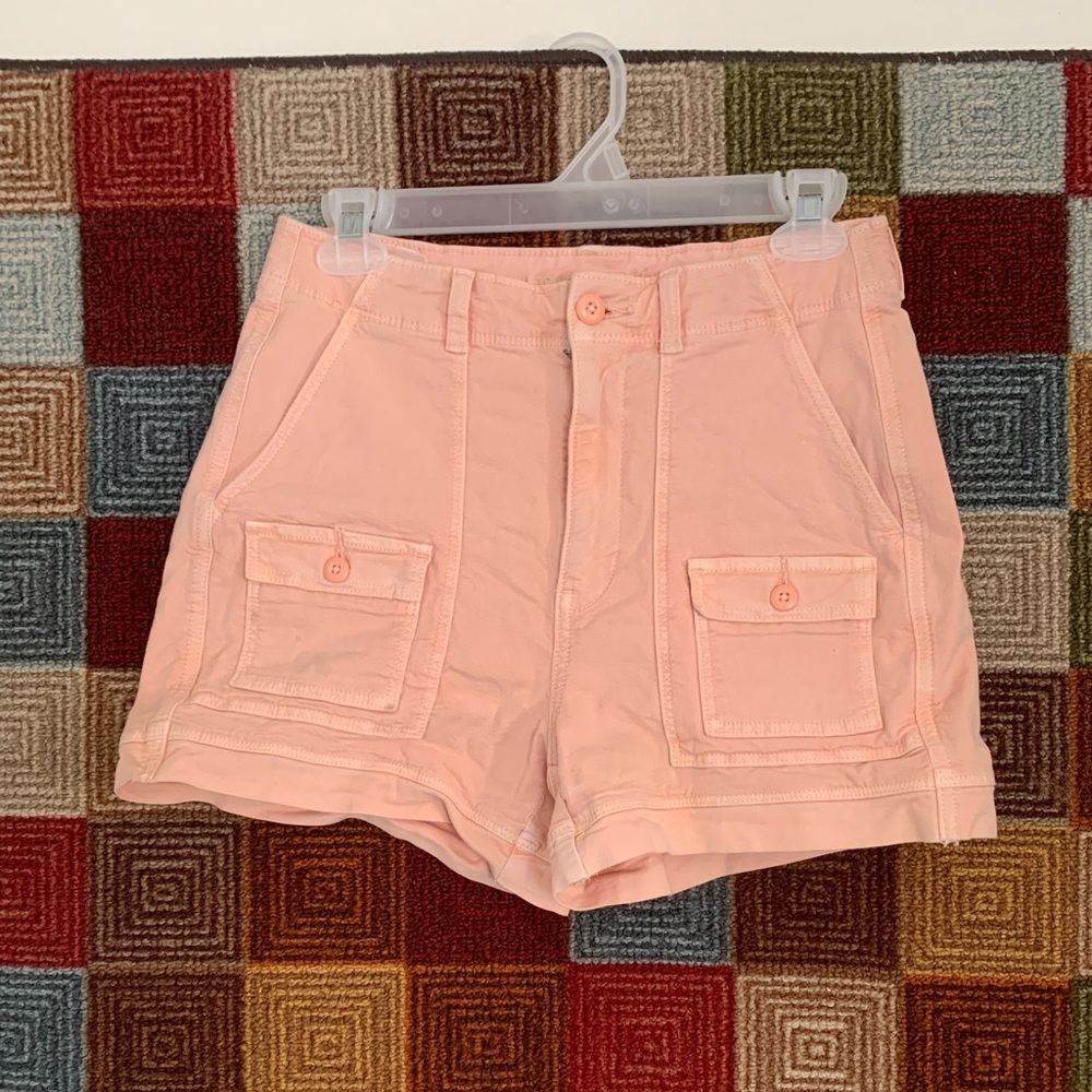 American Eagle Outfitters Peach Cargo Pocket Shorts